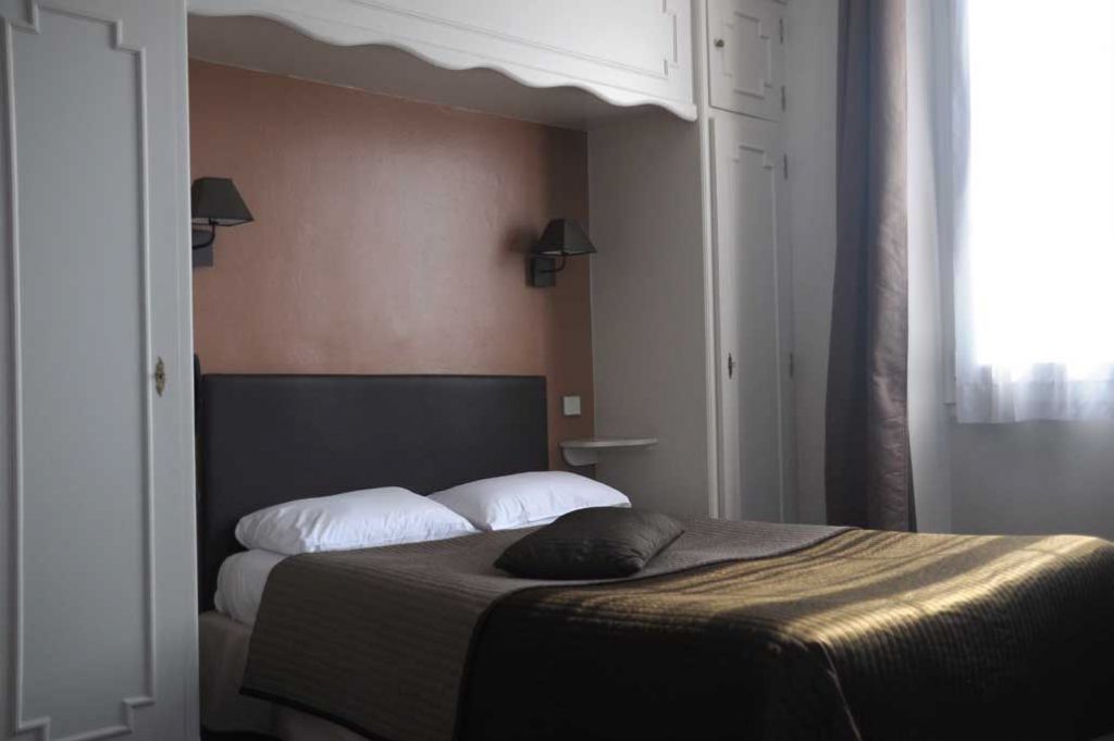 hotel-le-phare-ouistreham-1